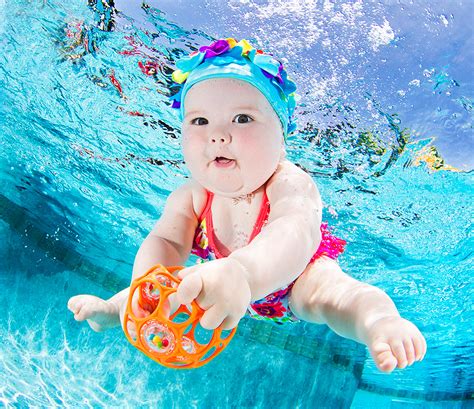 Infants and swimming. Swimming allows babies to exercise which helps in the development of their motor, coordination, lung capacity and balance. Research shows early swimming also helps the baby in a growing sense of self-esteem, confidence and independence. It is also helpful in literacy and numeracy development. Our aquatic program is designed for babies from 4 ... 