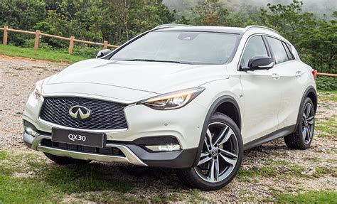 Infiniti QX30 battery light is on - causes and how to reset