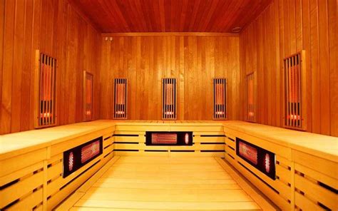 Infrared Sauna vs. Steam Room: What