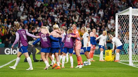 Inglaterra y Australia avanzan a los cuartos de final del Mundial Femenino