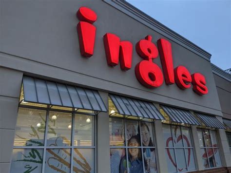 Ingles in west union sc. Ingles Markets 3.4. West Union, SC 29696. $124,800 - $137,280 a year. Full-time. 12 hour shift. Easily apply. Ingles Markets began in 1963 as a single supermarket and has since grown into a regional grocery store chain with just under 200 retail locations operating in 6…. Employer. Active 7 days ago. 