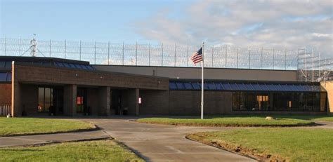 Facility Name Erie County Holding Center Facility Type County Jail Address 40 Delaware Avenue, Buffalo, NY, 14202 Phone 716-858-7636 Capacity 638 City Buffalo. 