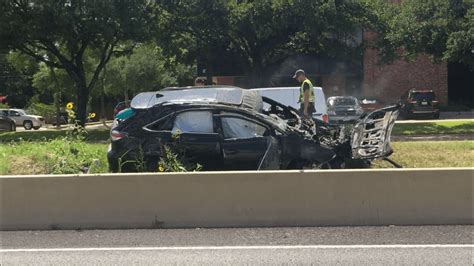 Injuries reported in five-car crash on MoPac in south Austin