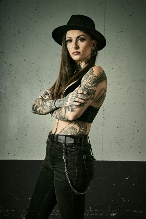 Fans of Gia Rose on Ink Master: Angels are sad to know that Gia Rose will no longer be on the show, after she made an announcement on social media: “I really really appreciate everyone who watched me on @inkmasterangels and I appreciate all the DMs, tweets and comments about how I’m doing and when I’m back!. 