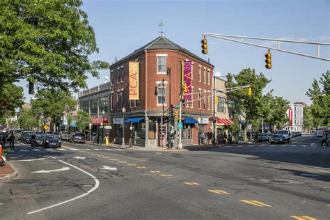 Inman square. Inman Square is a neighborhood and historic district in Cambridge, Massachusetts. It lies north of Central Square, at the junction of Cambridge, Hampshire, and Inman Streets near the Cambridge–Somerville border. Photo: Tim Pierce, CC BY 3.0. Photo: Tim Pierce, CC BY 3.0. Ukraine is facing shortages in its brave fight to survive. 
