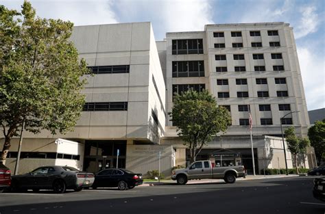 Inmate found dead in his cell at Redwood City jail