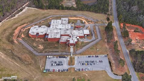 The Aiken Co Jail is a detention center located at 435 Wire Rd Aiken, SC which is operated locally by the Aiken County Sheriff's Office and holds inmates awaiting trial or sentencing or both. Most of the sentenced inmates are here for less than two years.. 