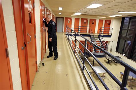 No longer an ‘afterthought,’ Bexar County leaders set sights on mental health issues in jail’s population. by Iris Dimmick August 20, 2023. The longest a Bexar County inmate has had to wait for psychiatric placement as of Aug. 13 was 934 days — more than two and a half years. Credit: Scott Ball / San Antonio Report.. 