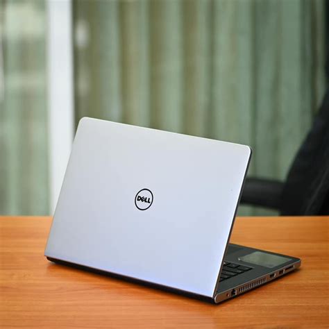 Inspiron 14 5000 series ram slot. Hari selasa tanggal 28 november.