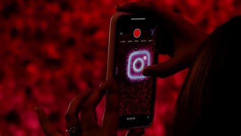 Instagram''a yapay zeka özelliği geldi. Platform artık mesajlara otomatik yanıt verecek