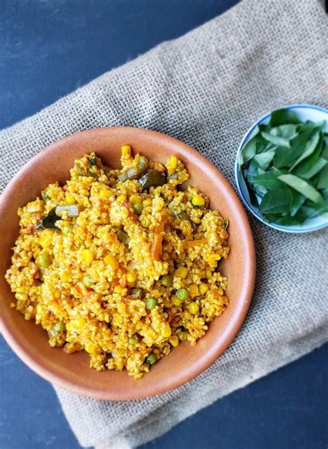 Instant Pot Dalia Upma (Uppumavu) - Bulgur Wheat Upma/Pilaf