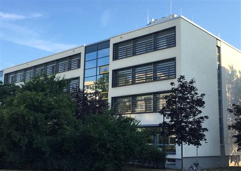 Institut für Theoretische Physik: CQT - uni-leipzig.de