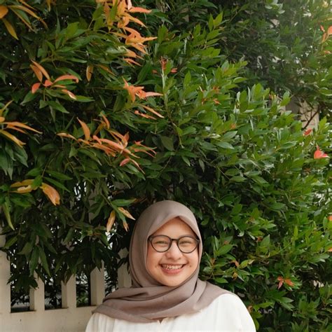 Intan Saras Shafira - Anti-Money Laundering - MUFG LinkedIn