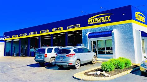 Integrity auto repair. Roadside Assistance. Coverage so you can get help when you need it most. You are covered for lock out, flat tire repair, fluid. delivery, battery jump start or tow with any repair or service. You can be reimbursed up to $150 in a. year. Read more. 