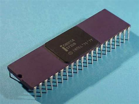 Intel 8085 8-bit Microprocessor - D&E Notes