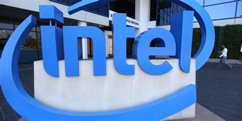 Intel plans €4.6B microchips factory in Poland