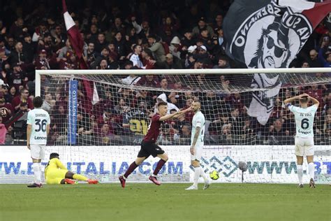 Inter held 1-1 by Salernitana after late Candreva goal