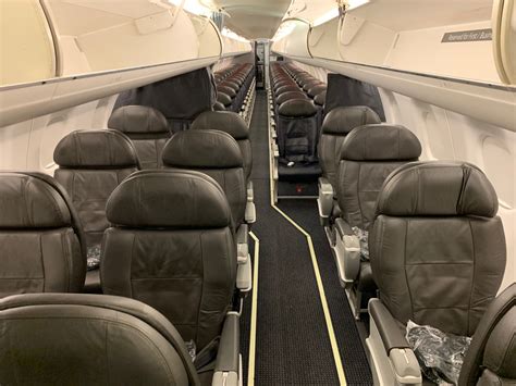 Seat 4D on American Airlines Embraer 175 - Updated 