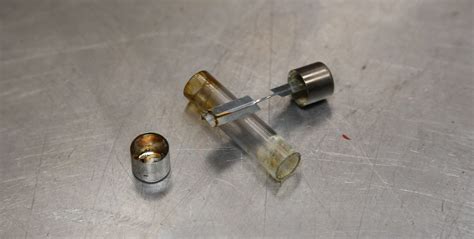 Internal fuse. .  <a href=https://1cbo.buhprv.ru/6cfxfau/opensearch-edge-n-gram...