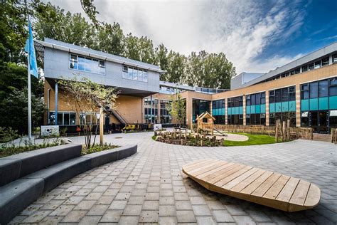 International school rotterdam vacancies.  Our dynamic learning community ...