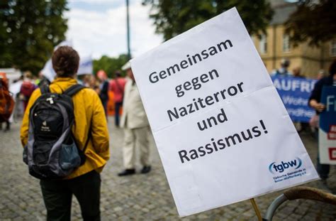 Internationale berliner konferenz: f ur eine tolerante gesellschaft   gegen rechtsextremismus und rassismus. - Bajo el signo de la constitución.