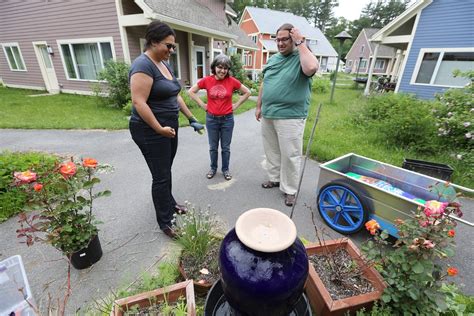 Introducing the retirement commune - The Boston Globe