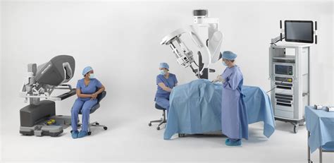 organizations or entities other than Intuitive. Training provided by Intuitive Surgical is limited to the use of the da Vinci Surgical System and does not replace the necessary medical training and experience required to perform surgery. The da Vinci Surgical System should be used only by surgeons who have received specific training in its use.