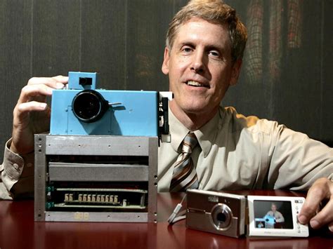 Inventor of 1st digital camera: ‘It was the size of a toaster.’ So what does he think of smartphones?