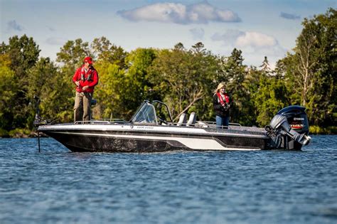 Inventory - Skeeter Boat Center