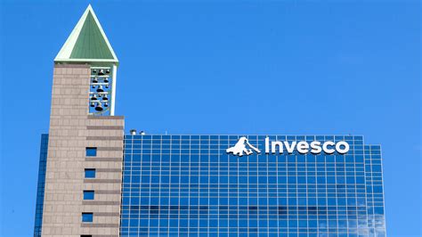akinbostanci. The Invesco S&P 500 Equal Wei