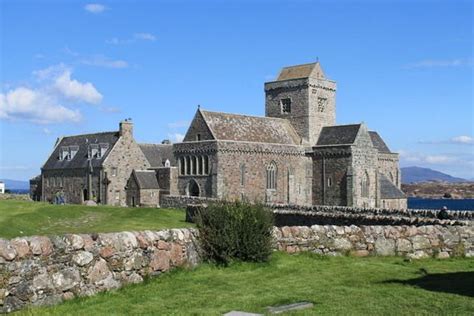 Iona Abbey - Scotland - English Monarchs