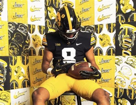 FB Recruiting Here are Iowa's 10 offensive signees in the 2020 class. FB Recruiting Sean Bock Feb 5, ... 247Sports Team Recruiting Ranking is solely based on the 247Sports Composite Rating.. 