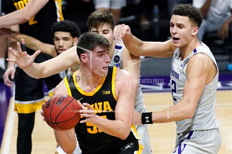 Iowa 96 - 73 Northwestern: Final 2024-01-17 - Yahoo!