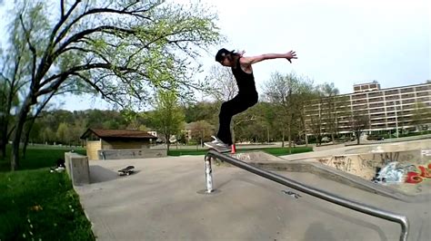 Iowa City Skateboarding Park - YouTube