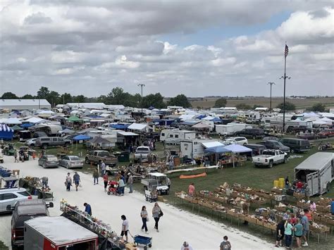 Here are 10 of the best flea markets around Wisconsin: 1. 7-Mile Fair - Caledonia. 2720 W 7 Mile Rd, Caledonia, WI 53108, USA. Facebook/7MileFair. The 7-Mile Fair is Wisconsin's biggest flea market. It's open year-round and typically begins in early April. You can find more information on the 7 Mile Fair website. 2.