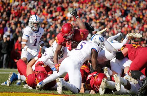 at Kansas State: Started the Dillons Sunflower Showdown in Manhattan at left tackle for the Jayhawks … Iowa State: Started his sixth-straight game of the season against the Cyclones … at Oklahoma: Earned another start in Norman, increasing his career starts to 28 out of the 32 games he has played in for the Jayhawks …