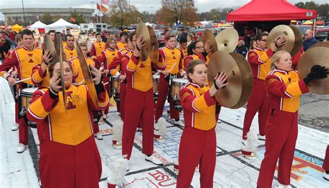Iowa state homecoming 2022. Feb 28, 2022 · KU Alumni Association sets dates for Homecoming 2022. Mon, 02/28/2022. LAWRENCE — The University of Kansas will celebrate its 110th Homecoming Sept. 26-Oct.1, culminating in the KU football game against Iowa State Oct. 1 in David Booth Kansas Memorial Stadium. The KU Alumni Association and the Homecoming Steering Committee will coordinate ... 