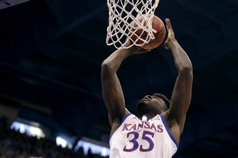 Jan 12, 2022 · Kansas basketball survives Iowa State 62-61 thanks to late shot by Dajuan Harris Jr. Jordan Guskey, Topeka Capital-Journal. January 11, 2022 · 11 min read. LAWRENCE — Kansas men's basketball's 2021-22 regular season continued Tuesday with a Big 12 Conference matchup at home against Iowa State. The Jayhawks came in off of a loss on the road ... . 