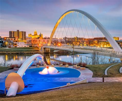 Full Download Iowa A Guide To The Hawkeye State By Work Projects Administration