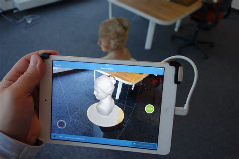 Ipad pro 3d scanner app.  Taking advantage of the new TrueDepth texture recording fea...