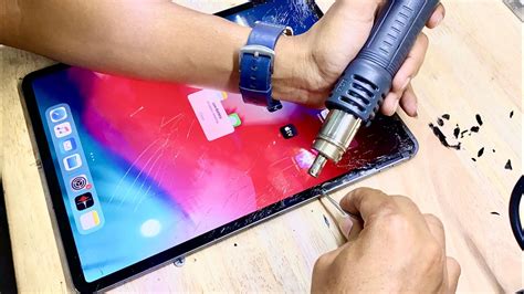 Ipad screen fixing. Press and hold the top button until your device begins to restart. Keep holding the top button. On your iPad with a Home button: Press and hold both the Home … 