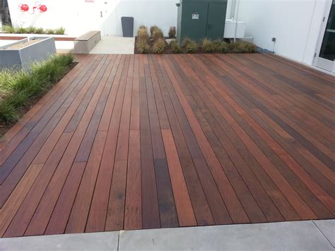 Ipe deck. IPE decks are built from – you guessed it! – IPE wood which is otherwise referred to as Brazilian walnut. There are many, many advantages to choosing this wood, including the fact that it’s dense, durable, and aesthetically gorgeous. As your deck contractor, these are some of the reasons IPE decking is recommended. 