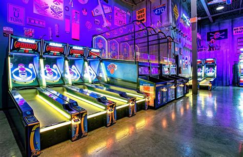 Iplay america freehold. May 28, 2023 - From the second you walk into iPlay America's one-of-a-kind 115,000-square-foot space, you enter a world of fun like no other. Here is where it's always FREE to enter! Access affordable play packag... 