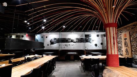 Ippudo restaurant nyc. 3. Jun-Men Ramen Bar. This 25-seat, noodle-focused counter (jun-men translates to "pure noodle"), tangles up traditional (14-hour-simmered bone broth with chashu) and unorthodox flavors, like an ... 