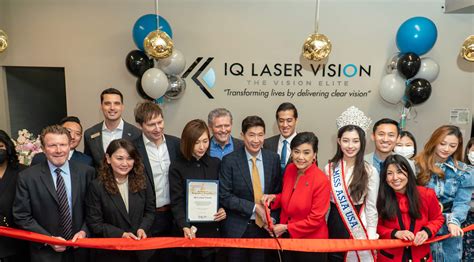 Iq laser vision. At IQ Laser Vision, we know there's a better way because we've helped over 300,000 patients to see the world through new eyes. Utilizing state of the art technological advances, our team of elite surgeons and clinical professionals are committed to making it possible for you to achieve your clearest, sharpest vision, safely, quickly and easily. 