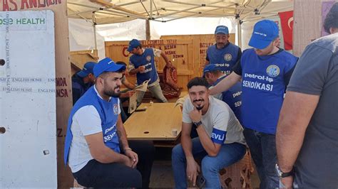 Iran : Sion Eylemlerinden 'Tövbekar Oluncaya Dek' Grevler Devam Edecek.