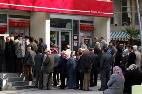 Iranlılara hesap açan bankalar