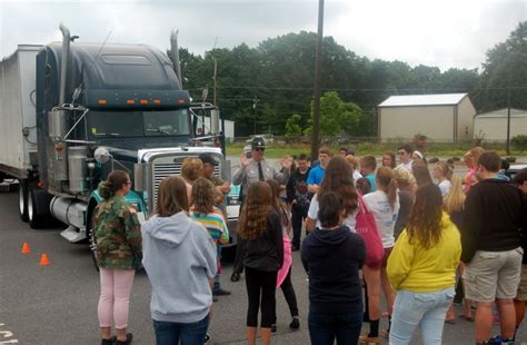 Iredell student drivers learn to respect big rigs