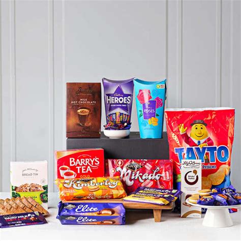 Irelands Traditional Treat Box Hampers & Food Hamper - Gifts Direct