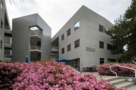 Irvine Hall – UCI Medical Scientist Training Program